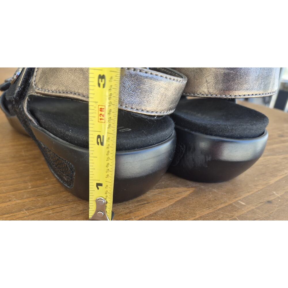 Aravon Katherine Adjustable Strap Sandals Women's Size 11 - Picture 9 of 16